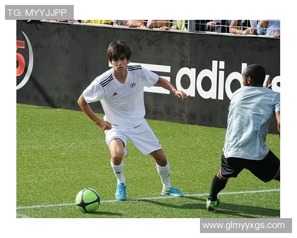 足球球星恩佐女友是谁？揭秘他的爱情生活与感情动态