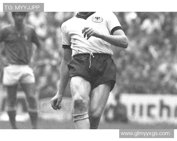 吉尼斯世界纪录足球球星传奇成就揭秘与巅峰时刻回顾 吉尼斯世界纪录足球球星传奇成就揭秘与巅峰时刻回顾